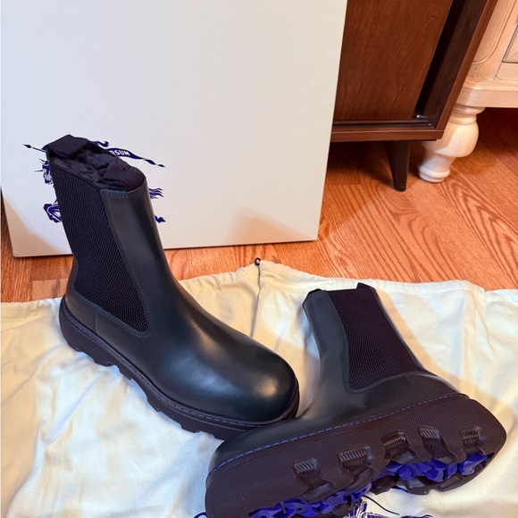 Burberry Creeper Leather Chelsea Boots. 39.5EU - Picture 3 of 10